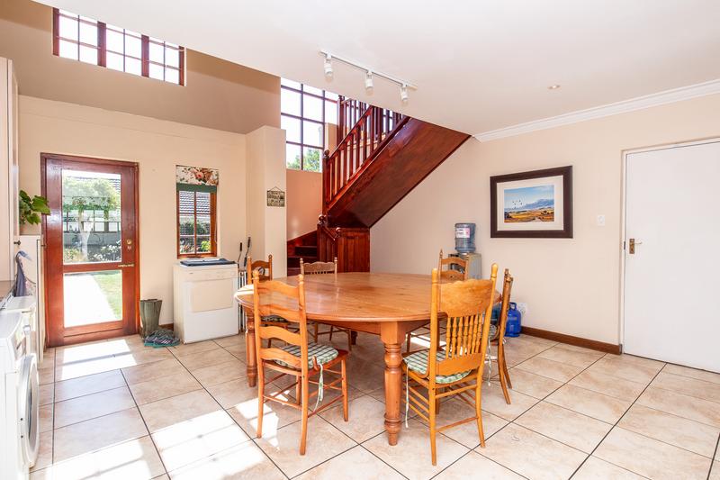 5 Bedroom Property for Sale in Tokai Western Cape